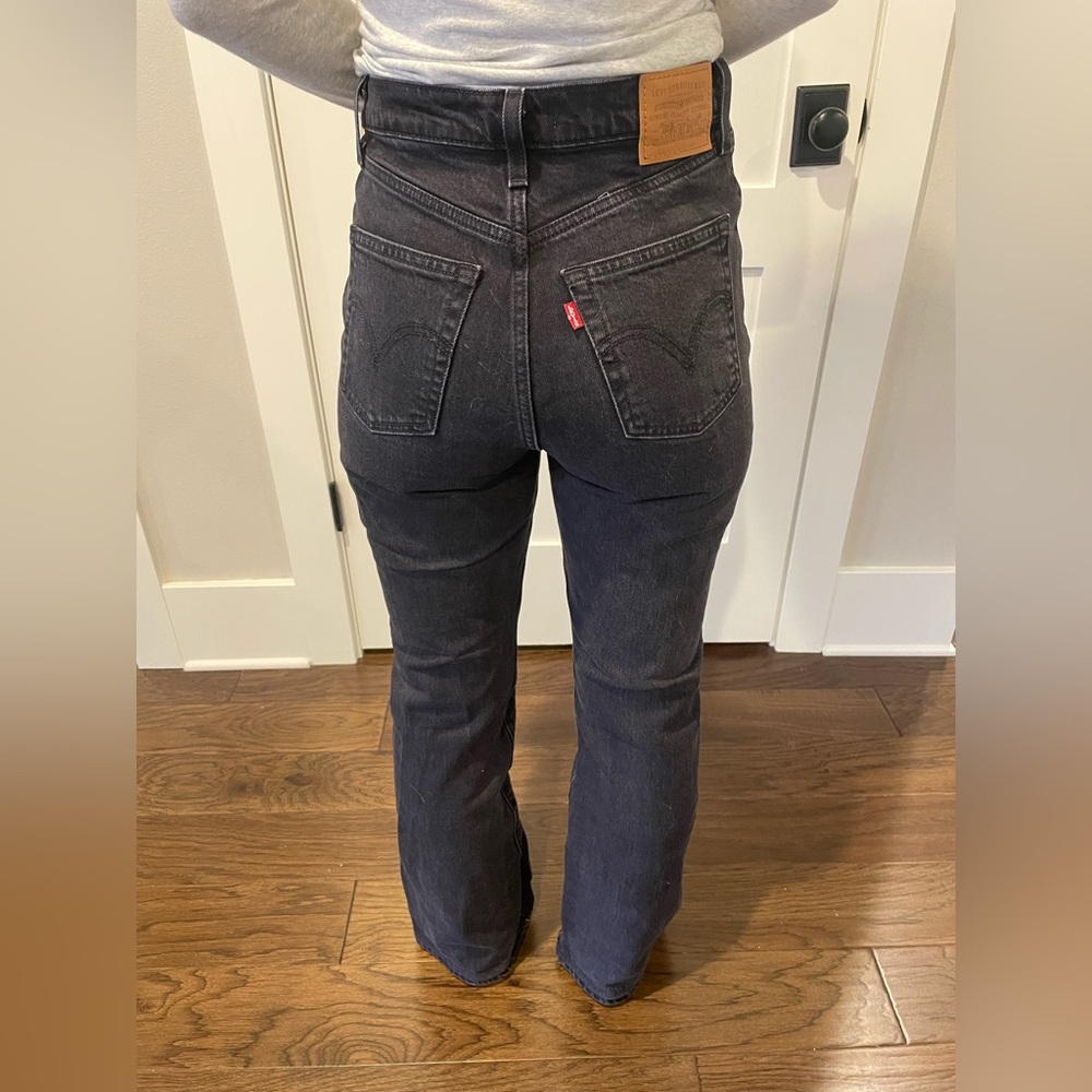 Levi Boot Leg Jeans